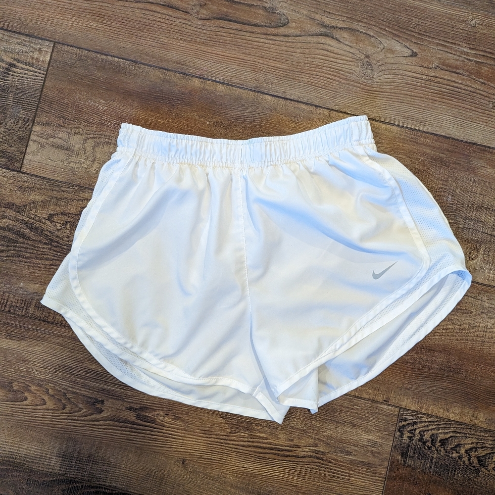 Nike DRI-FIT athletic shorts white medium